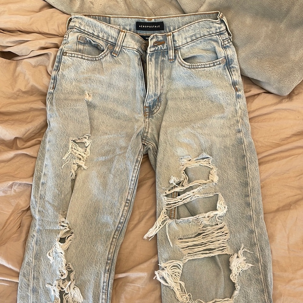 awropostale mom jeans